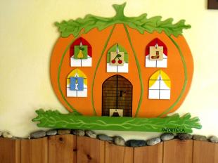 Pumpkin cottage